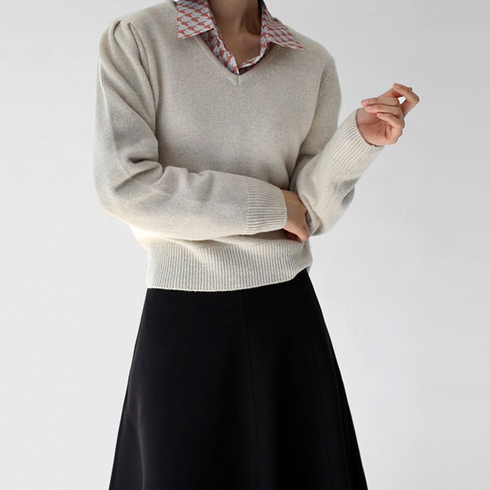 NEW 5% V-neck puff sleeve Wool knit