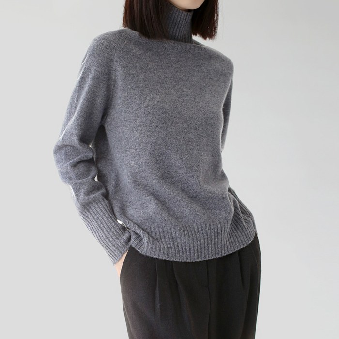 High neck whole garment knit top