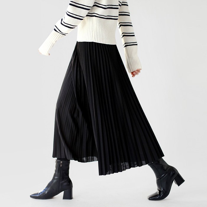 Most Pleats Long Skirt